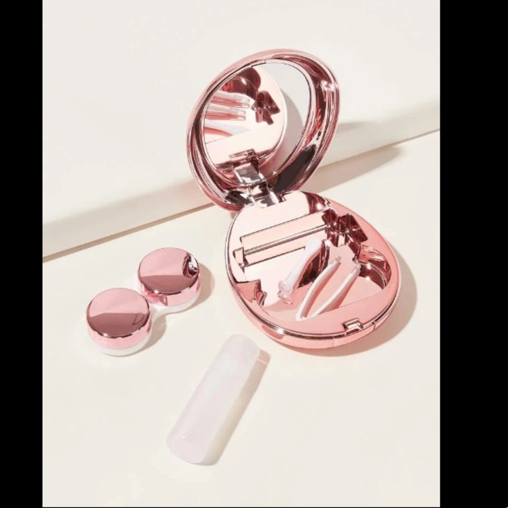 Pink Metallic Mirrored Lens Case Cute, Fun Gift